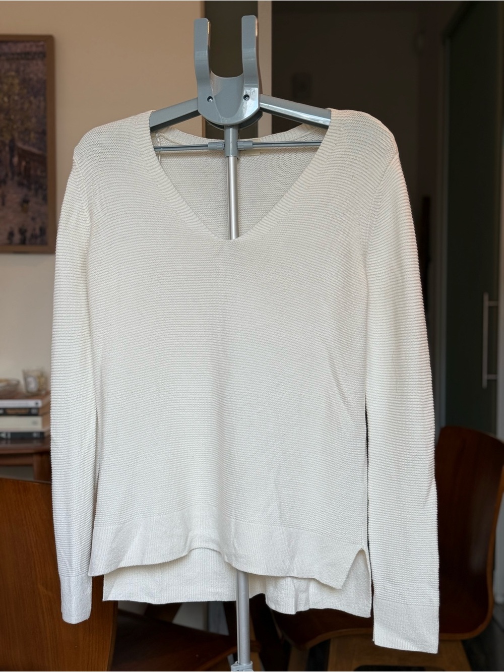 H&M - Cream V-Neck Lightweight Knit Sweater